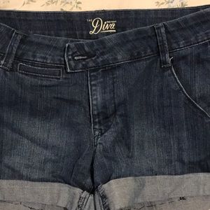 Old navy diva shorts